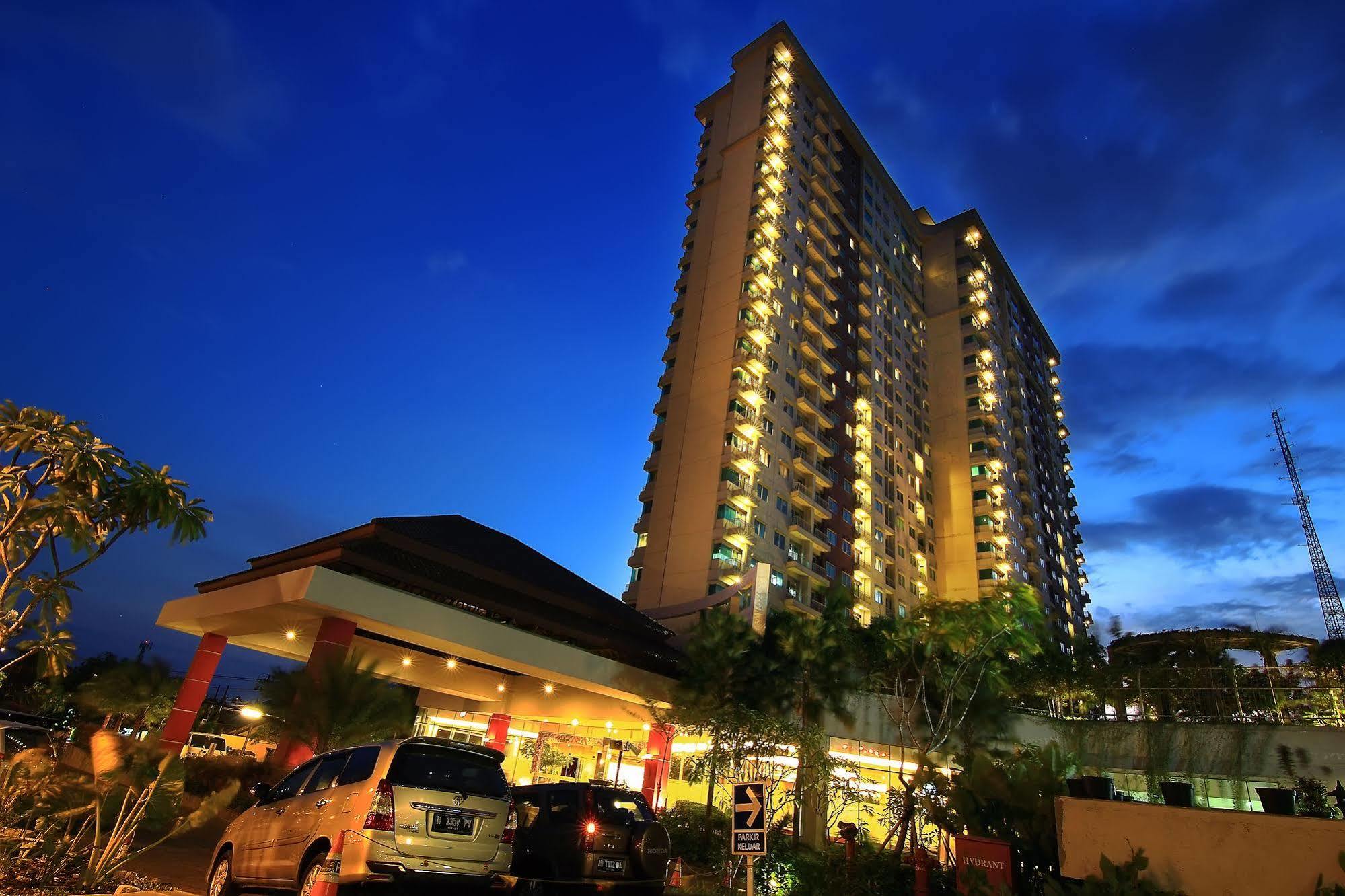 Apartemen 1 Bedroom Solo Paragon Surakarta Extérieur photo